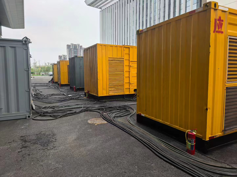 衡南不同季节柴油发电机组保养有哪些注意事项?