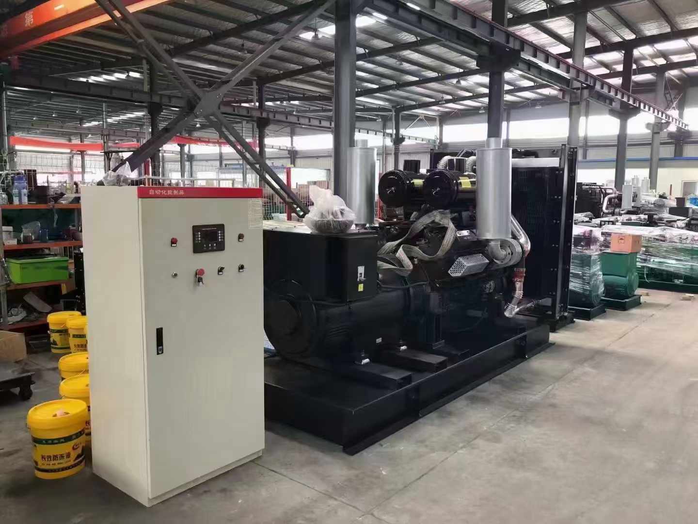 衡南柴油发电机运行时的噪音和振动水平如何？