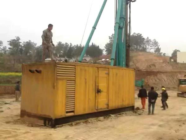 衡南如何判断水冷式机油散热器密封件是否需要更换？